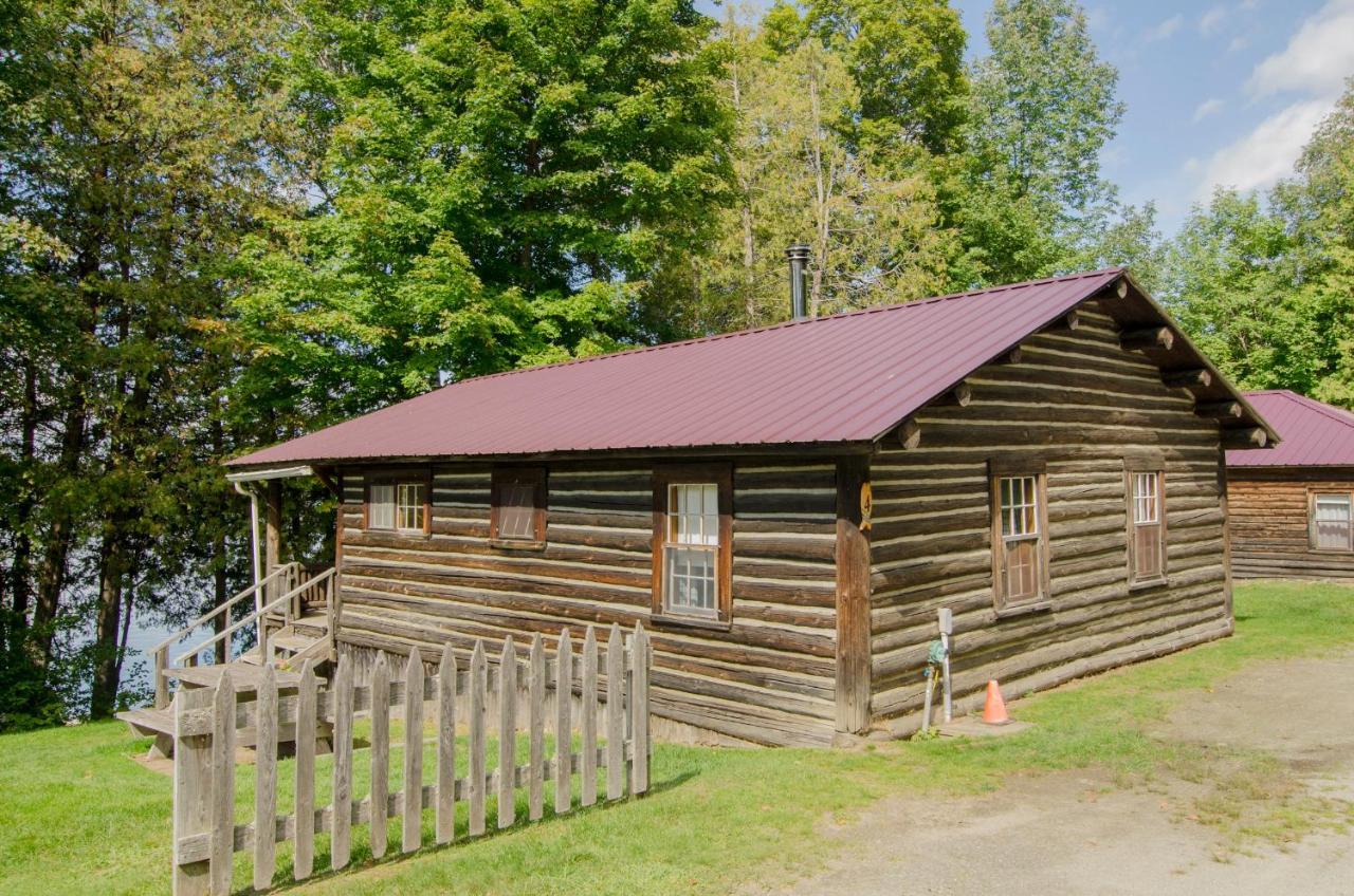 Mountain Lake Cottages Westmore Dış mekan fotoğraf